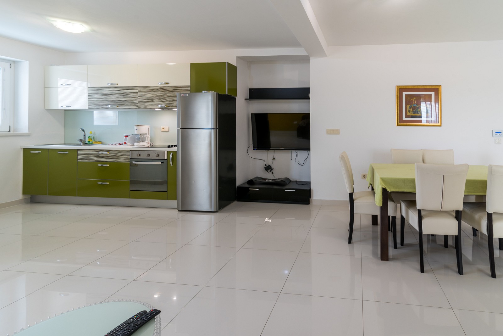 Apartman s 2 spavaće sobe i pogledom na bazen